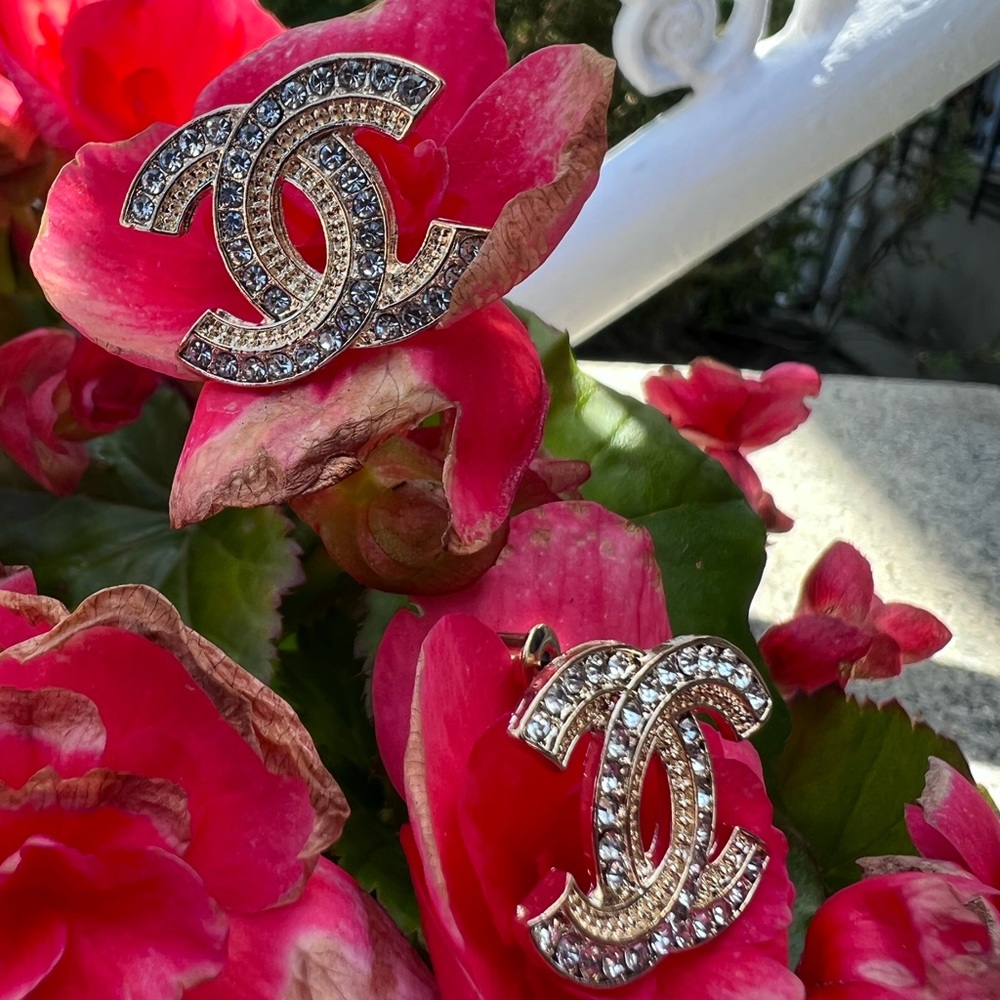 Cc earrings